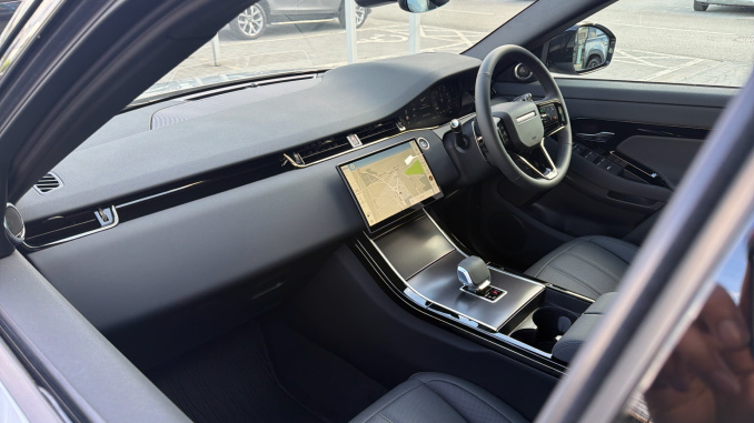 Land Rover Range Rover Evoque 1.5 P270e Edition 5dr Auto Hatchback - Image 41